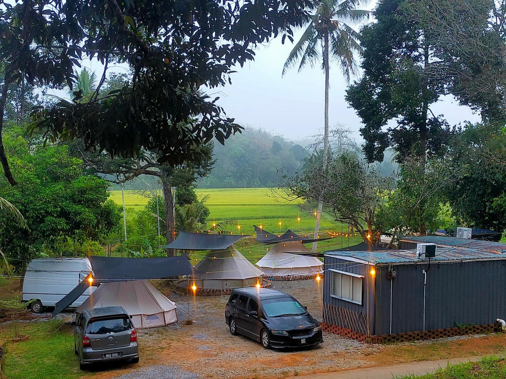 Tanah Merah Glamping Village Kuala Kangsar Exterior photo