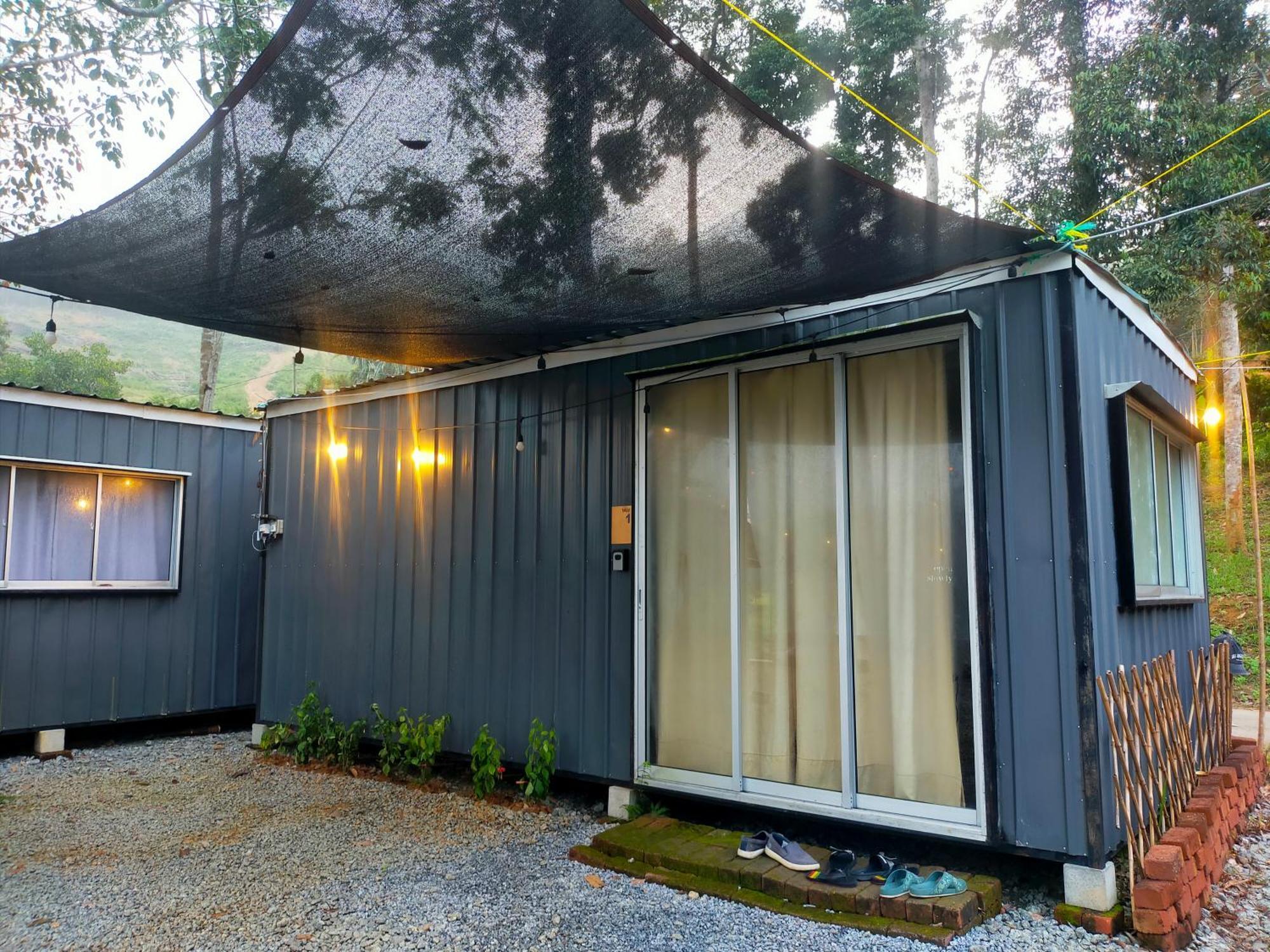 Tanah Merah Glamping Village Kuala Kangsar Exterior photo