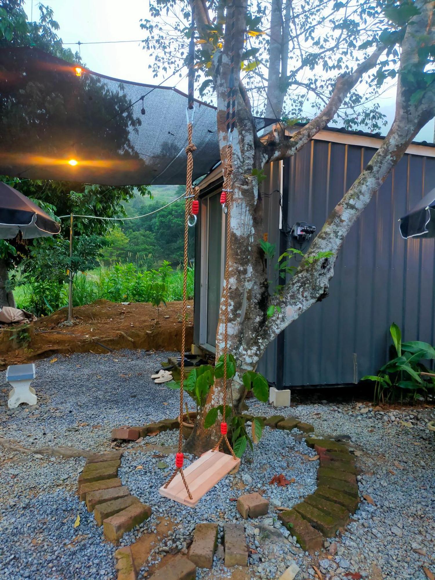 Tanah Merah Glamping Village Kuala Kangsar Exterior photo