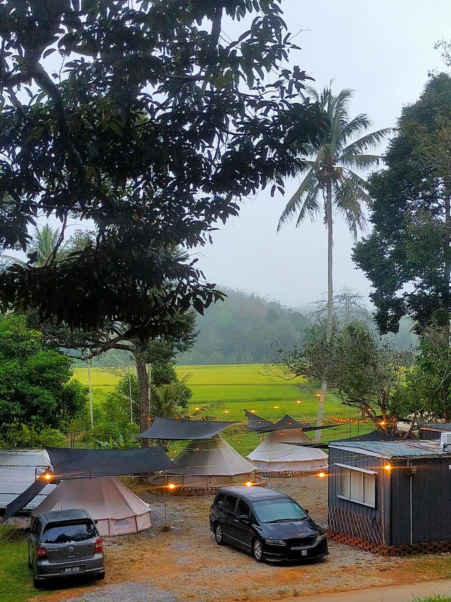 Tanah Merah Glamping Village Kuala Kangsar Exterior photo